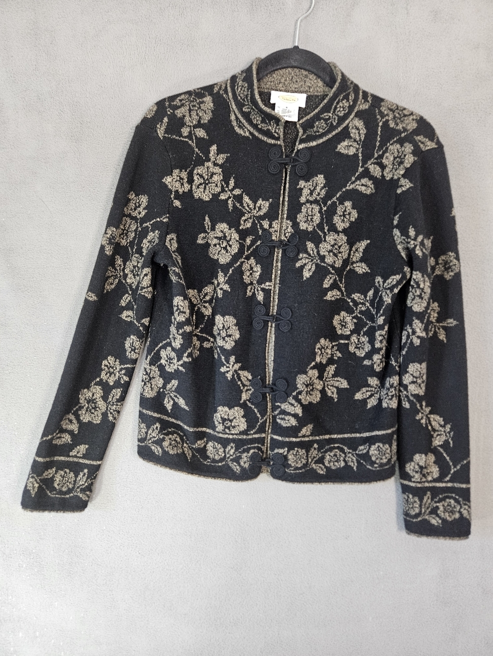 Vintage 90s Talbots Womens S 100% Merino Wool Cardigan Sweater Fishhook Floral